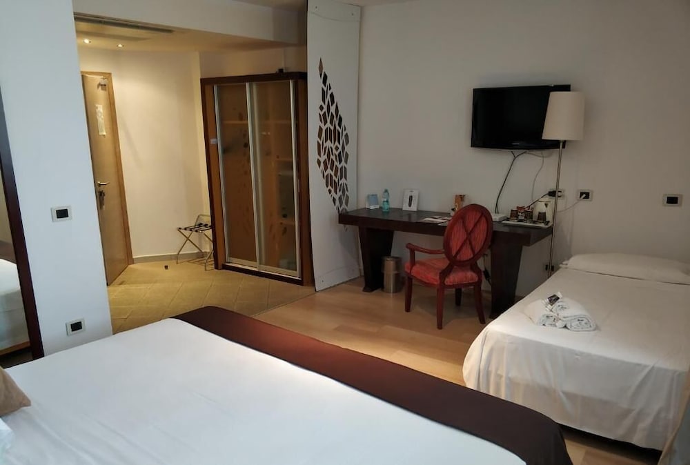 Mercure Olbia Hotel e Spa 28/76