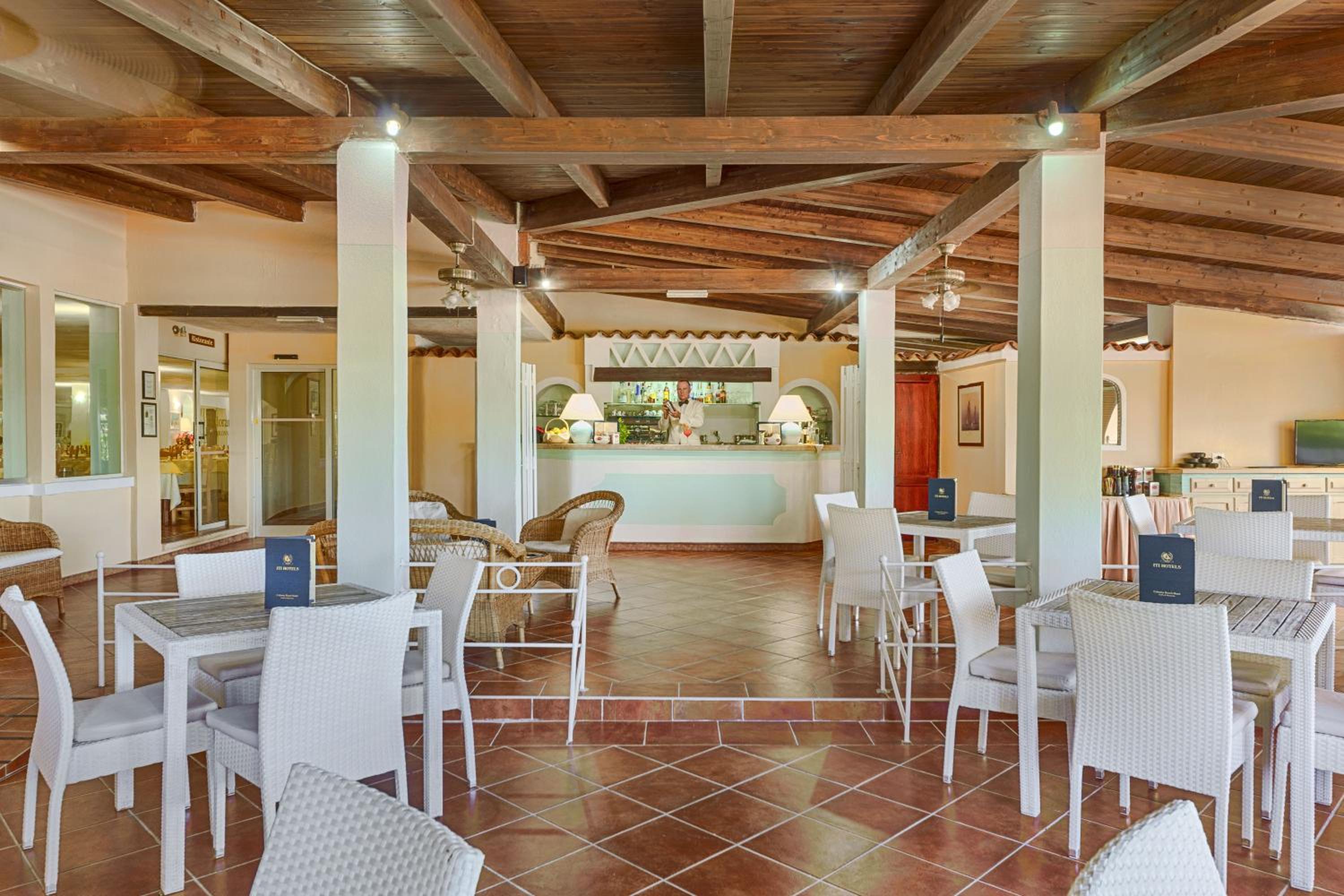 COLONNA BEACH RESIDENCE 17/24