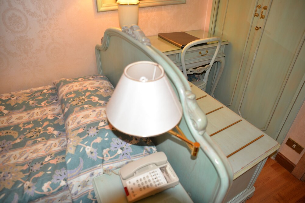Grand Hotel Bristol 22/33