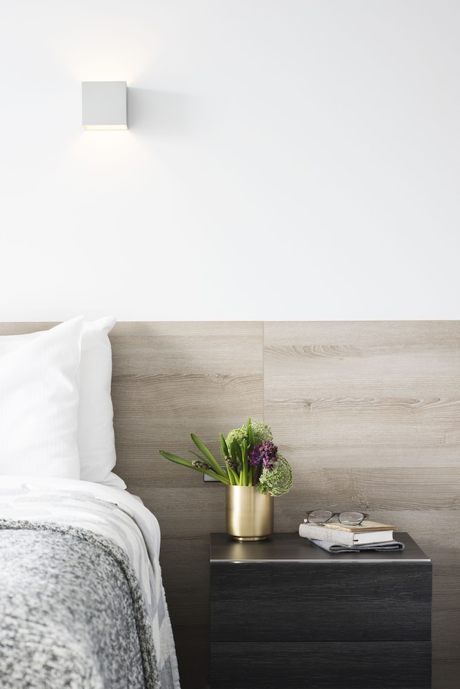 Tyrian Serviced Apartments 16/46
