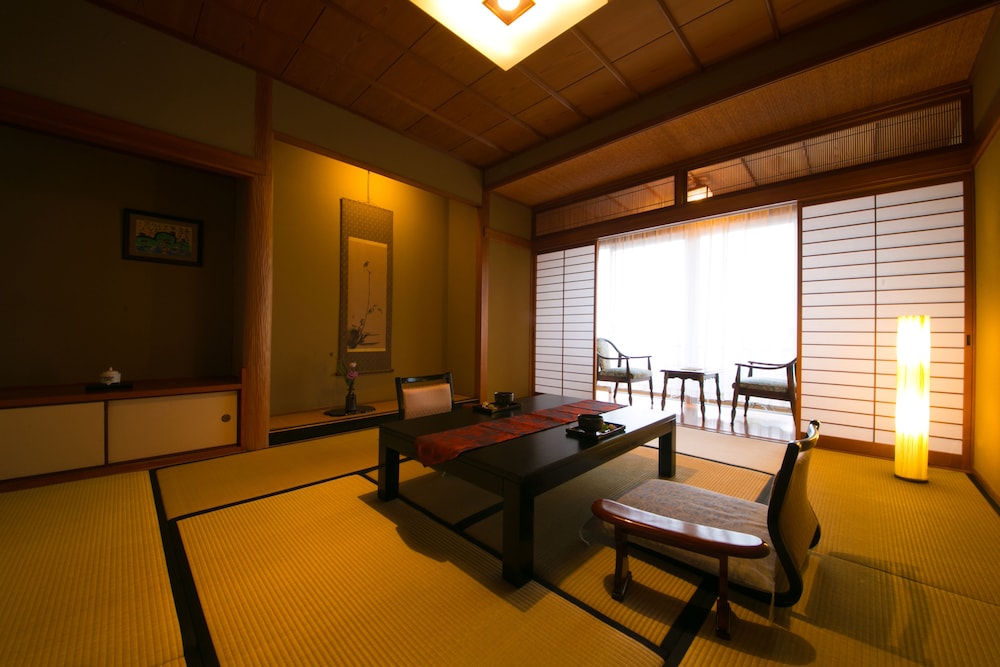 IBUSUKI SHUSUIEN(FORMERLY HOTEL SHUSUIEN) 24/35
