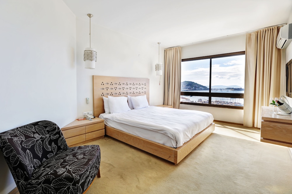 Suhan Seaport Hotel 13/42