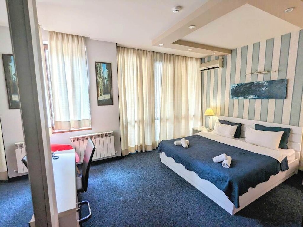 Sani Hotel 16/41