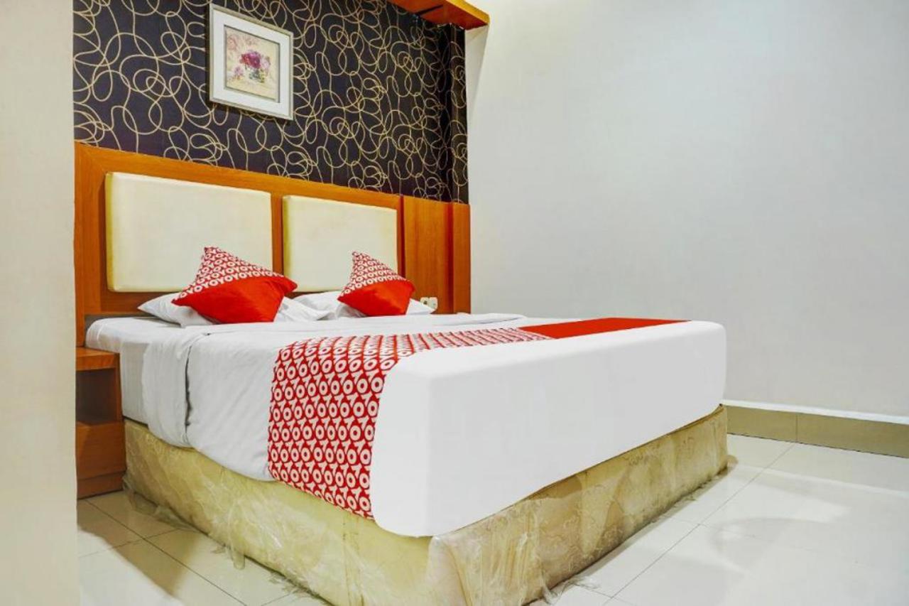 Hotel O near Mall Panakukang formerly Rika Hotel Makassar 15/30