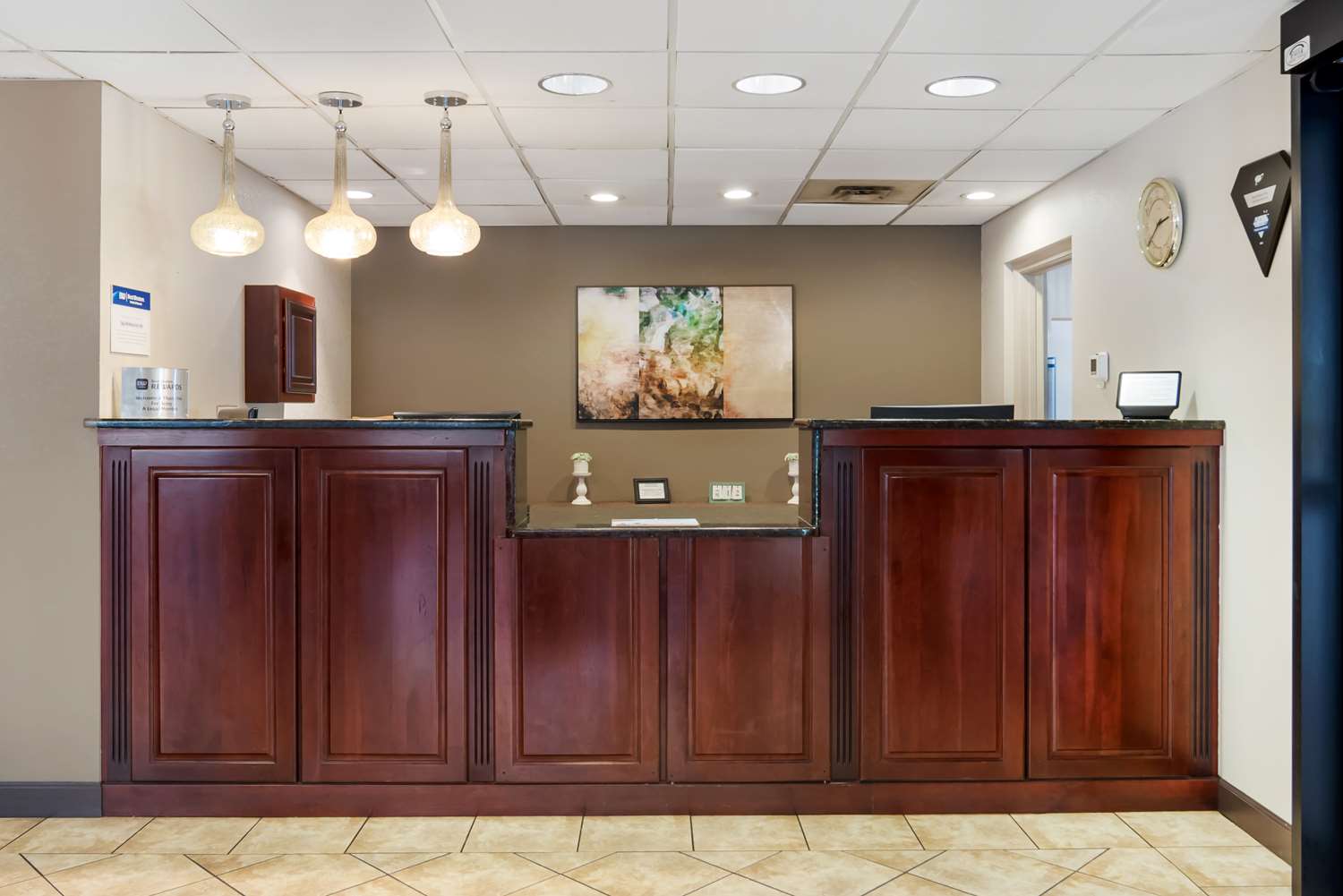 Best Western Plus Oak Mountain Inn 5/29