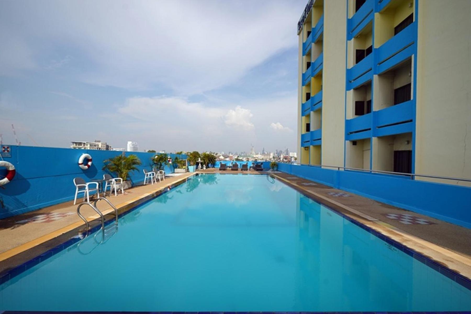 Riverside Bangkok Hotel 48/51