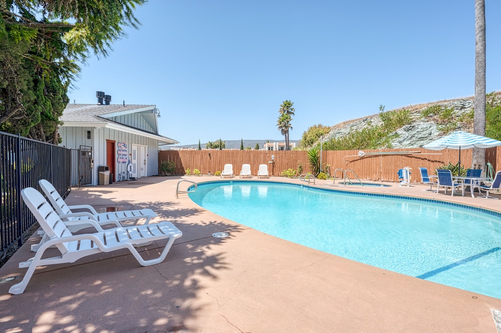 Vagabond Inn San Luis Obispo 55/66