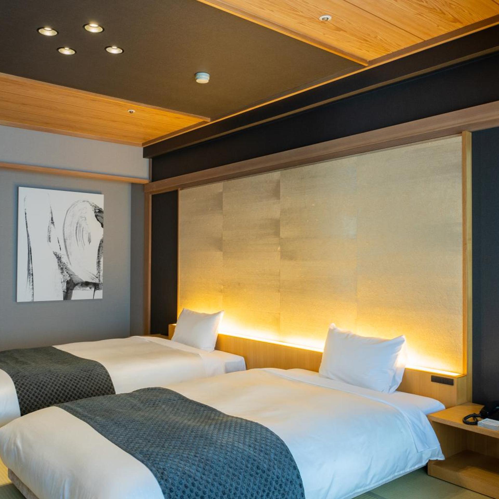 Standard, Twin Beds