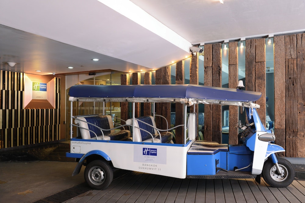 Holiday Inn Express Bangkok Sukhumvit 11 61/67