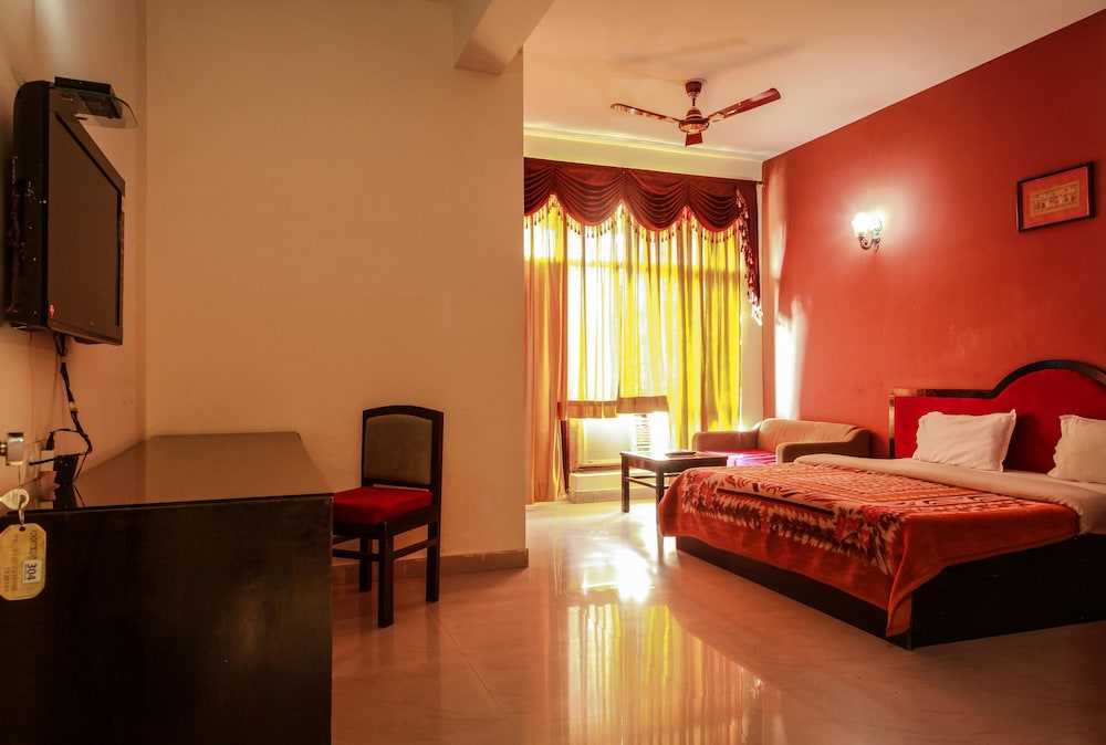 Hotel Neeraj Bhawan 3/20
