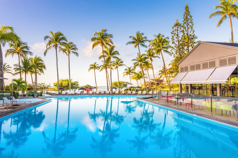 Mahogany Hotel Residence & Spa 34/67