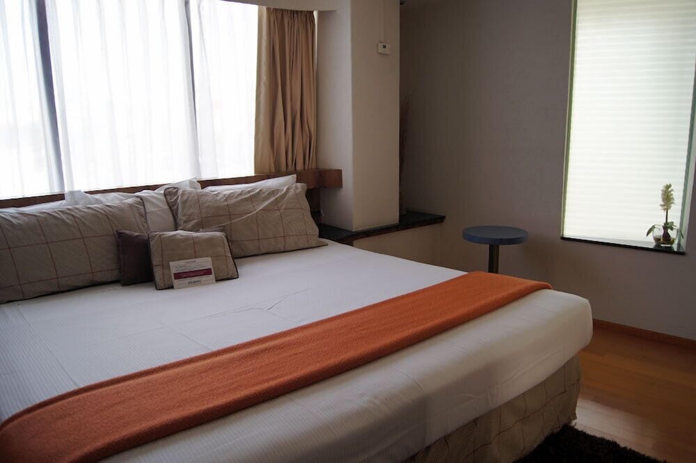 Hotel Roosevelt 7/39