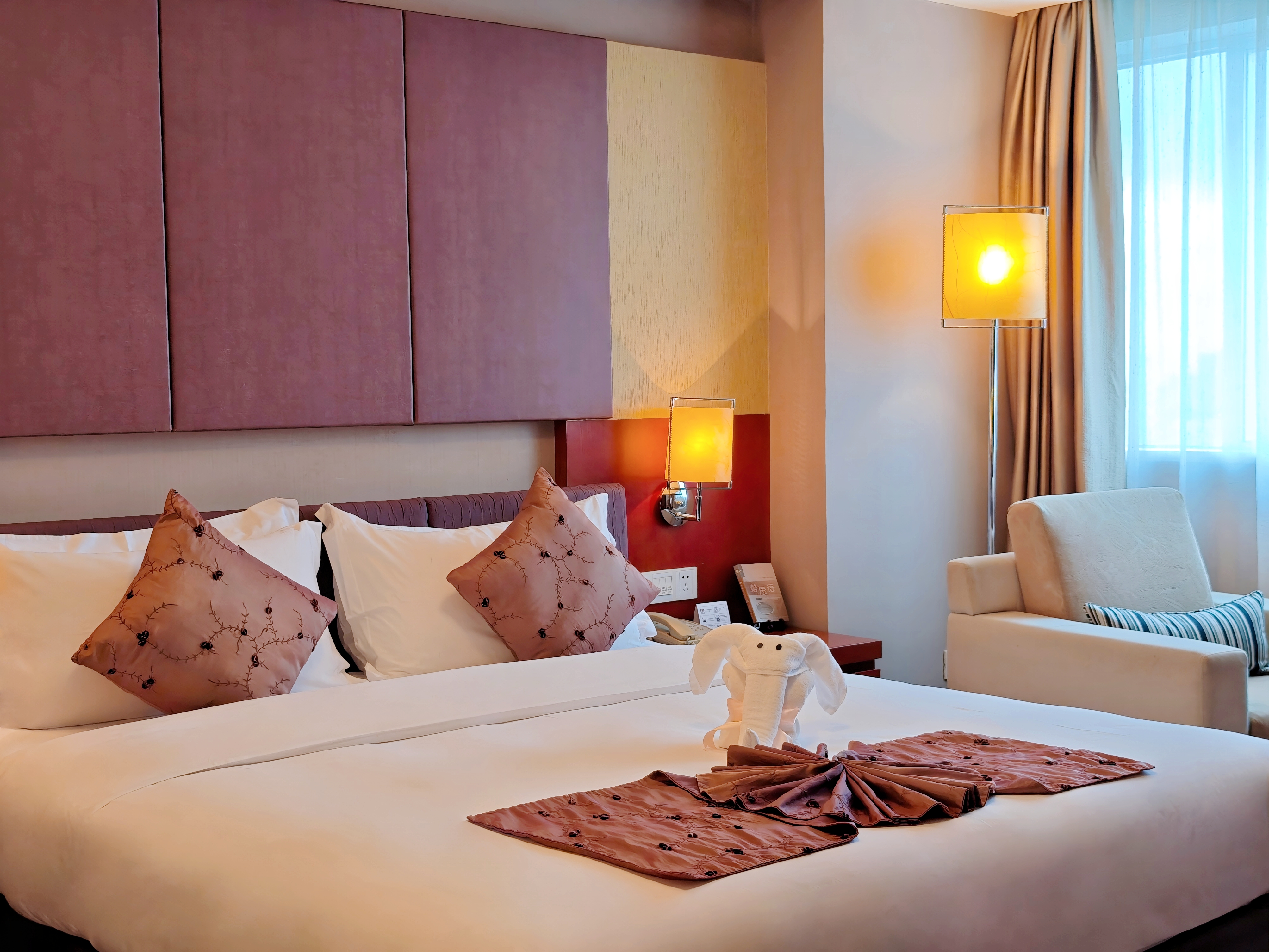 Elegant, Deluxe, Suite