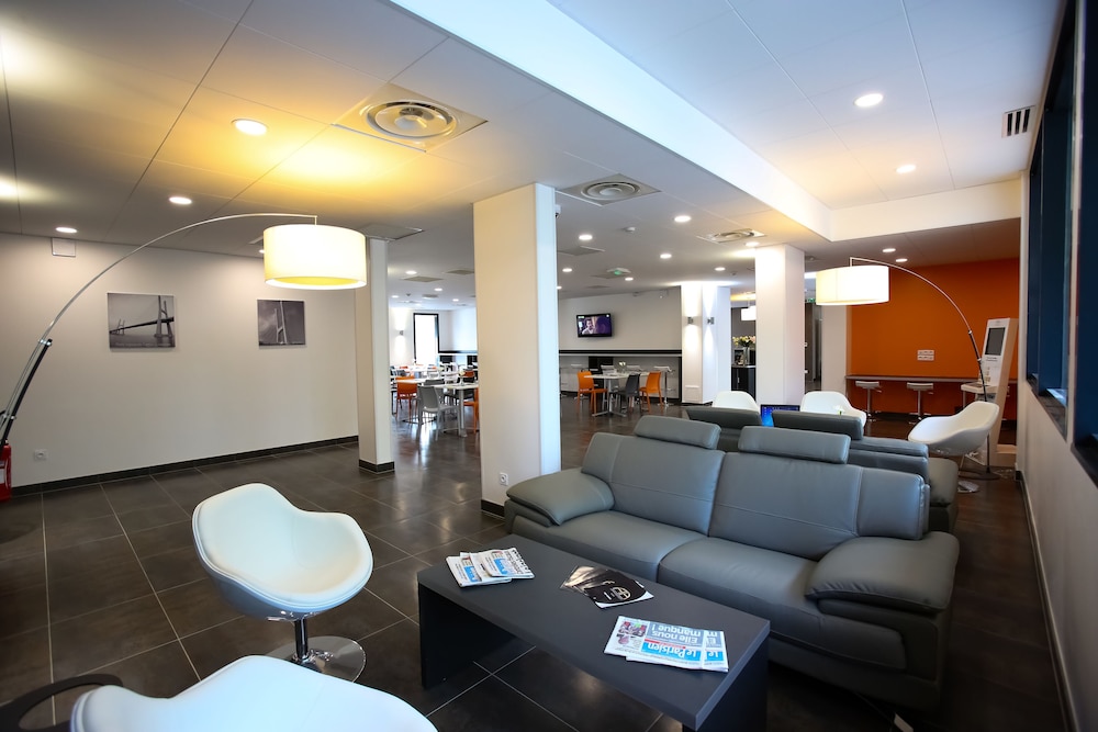 All Suites Appart Hôtel Orly Rungis 43/55