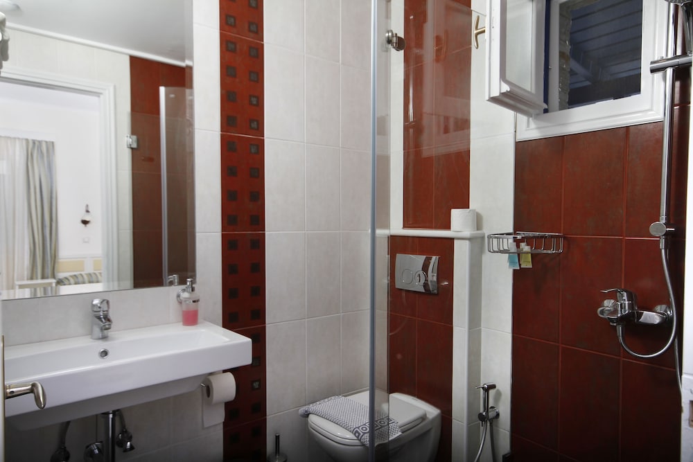 Katerina Hotel 73/76