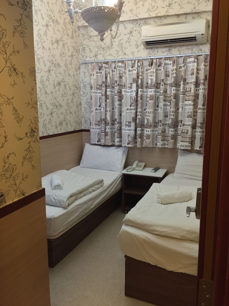 Rai Lei Hotel 12/50