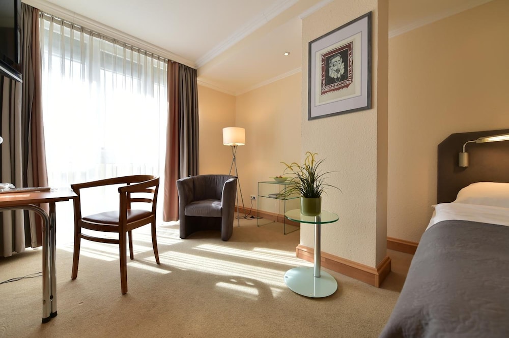 STADT HOTEL Iserlohn 49/61