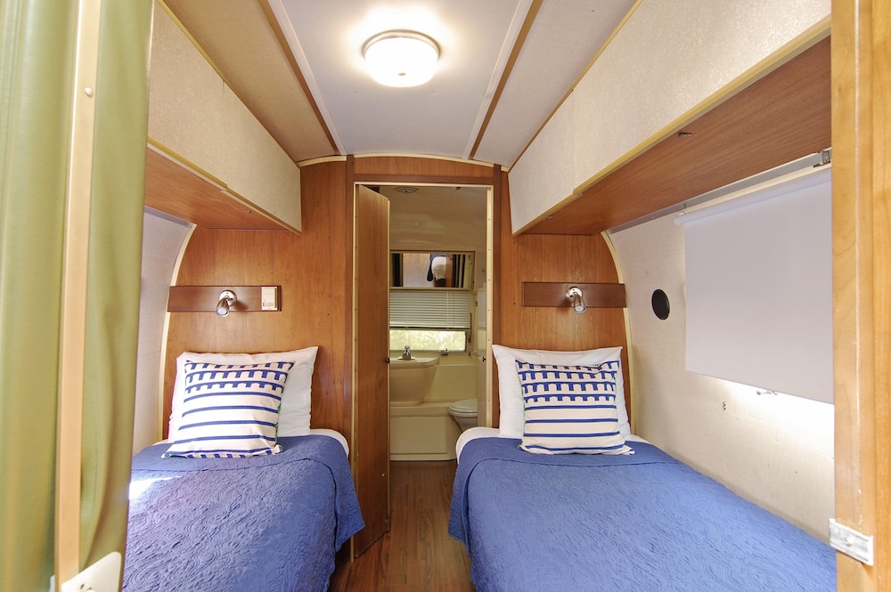 Palm Canyon Hotel and RV Resort 18/73