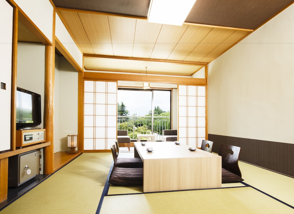 Fuji View Hotel 33/77