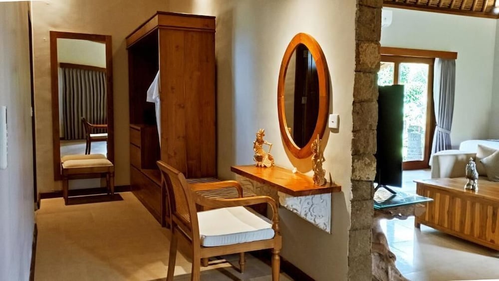 Puri Andong Villa 64/64