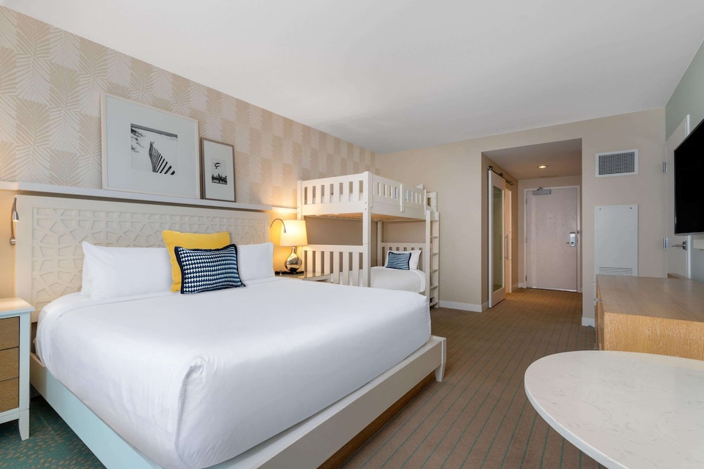 Wyndham Grand Clearwater Beach 16/53