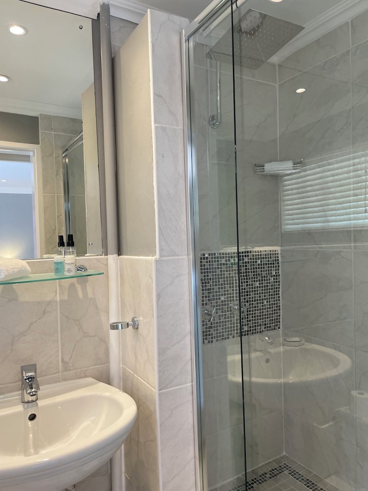 Patcham Place B&B 48/49
