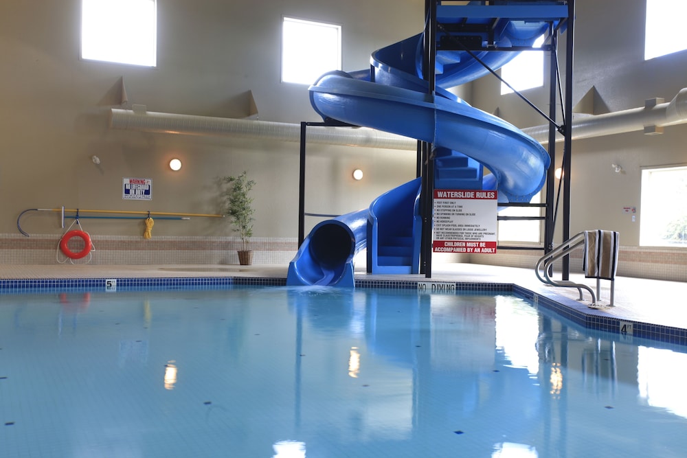 Pomeroy Inn & Suites 13/31