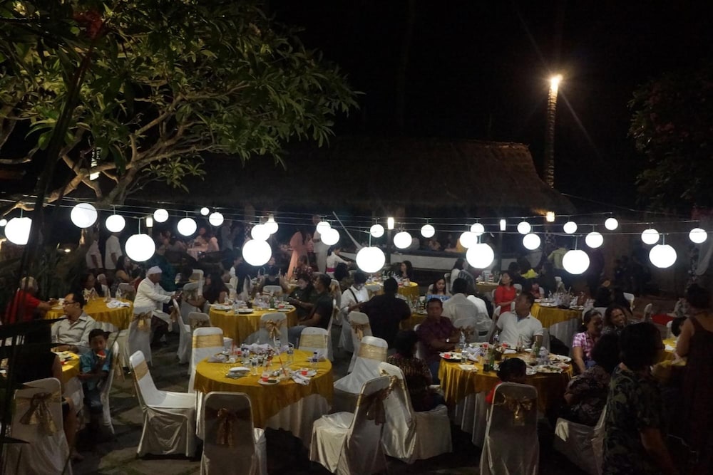 Puri Pandan Restaurant Bungalows 46/62