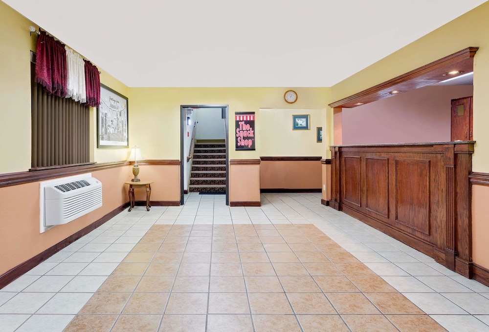 Super 8 By Wyndham Johnson City 6/32