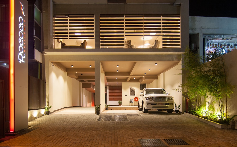 Rococo Residence 45/49