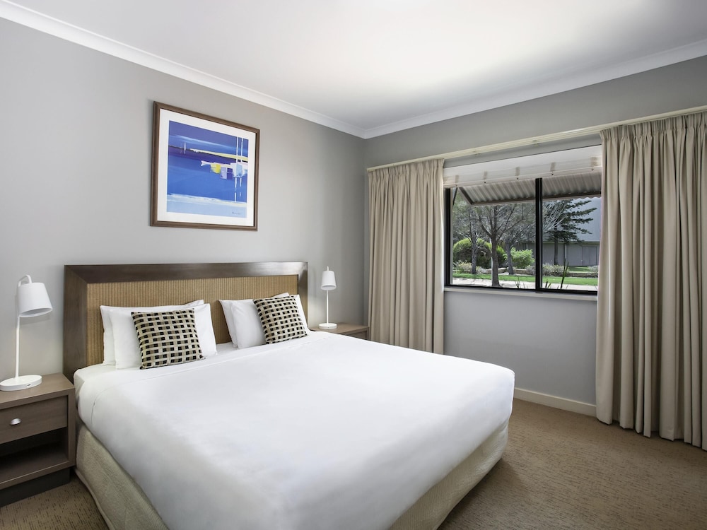 Mantra Geraldton 28/65