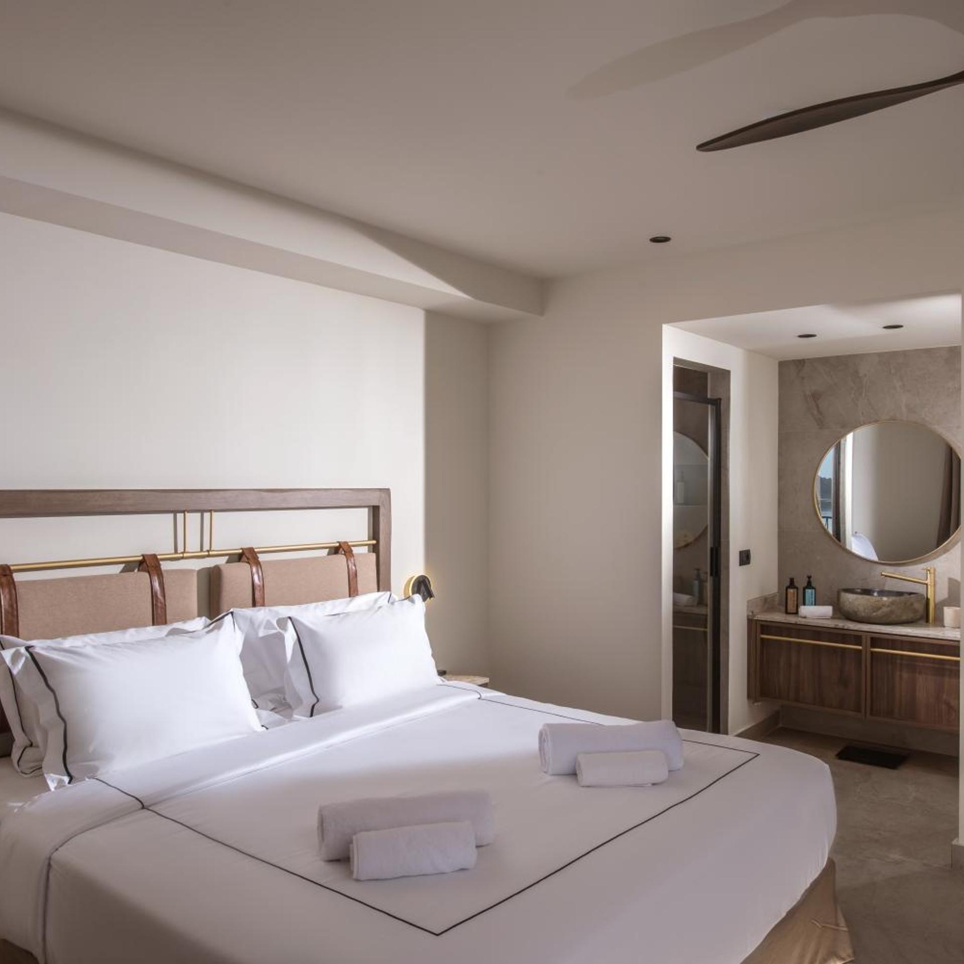 Room, Double Bed, Plunge Pool