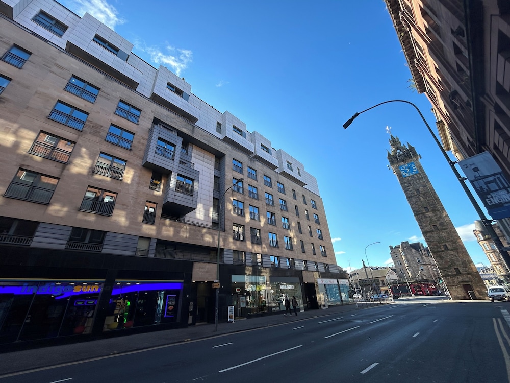 Tolbooth Apartments 1/49
