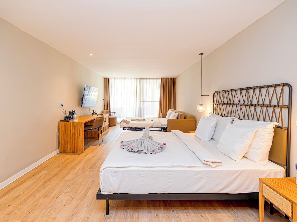 Kombo Beach Resort 11/50