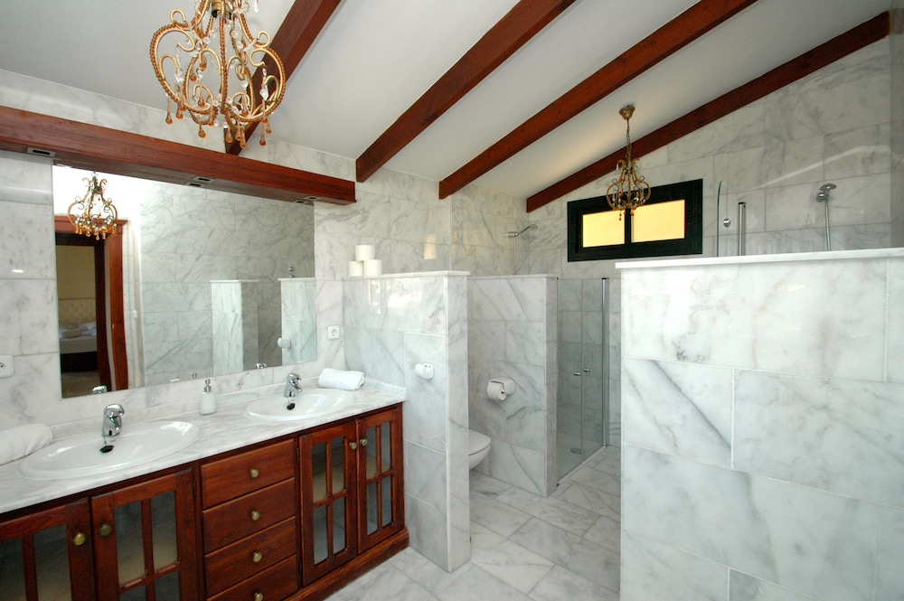 Montemares Golf Luxury Apartments 5/50