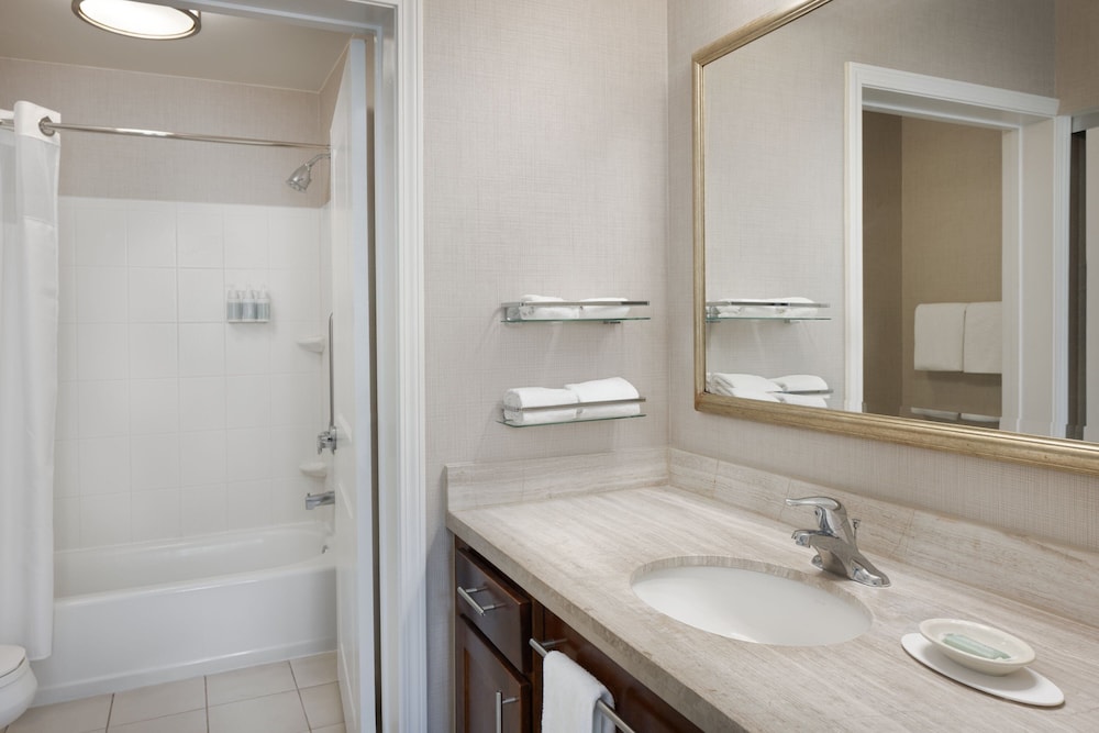 Residence Inn by Marriott Savannah Downtown/Historic District 48/50