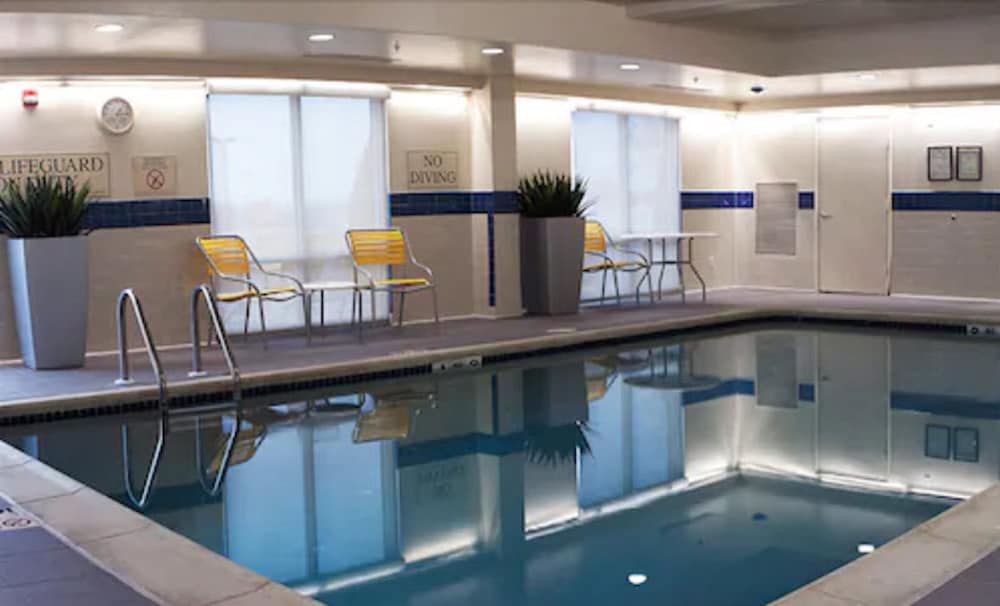 Fairfield Inn Harrisburg Hershey 5/53