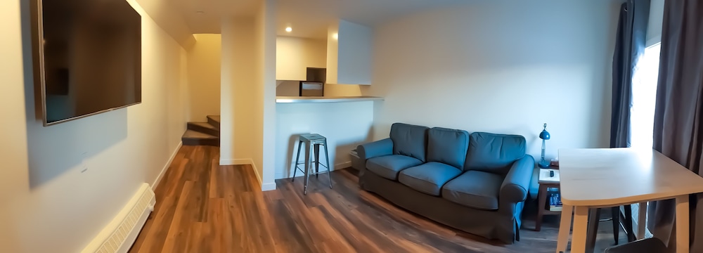 Cloud 9 Inn 56/72