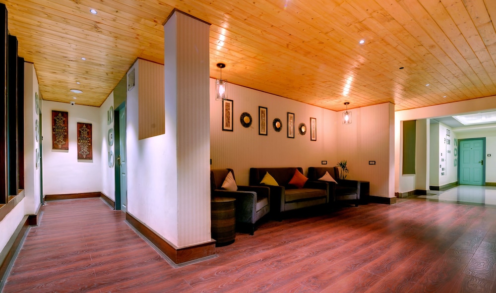 Udaan Woodberry Hotel & Spa 9/56