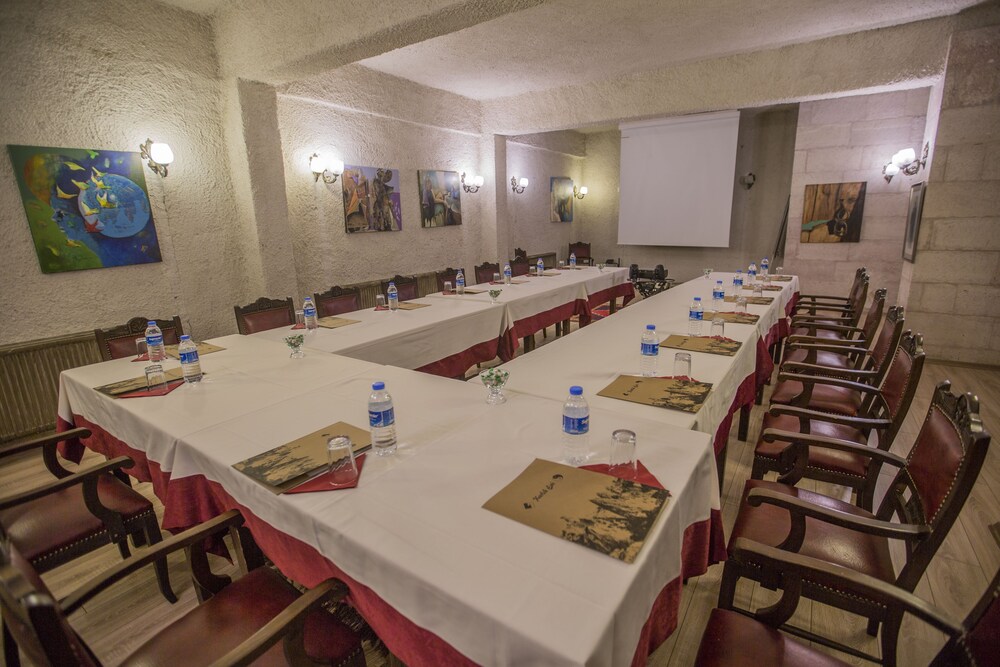KARLIK EVI HOTEL - SPECIAL CATEGORY 33/51