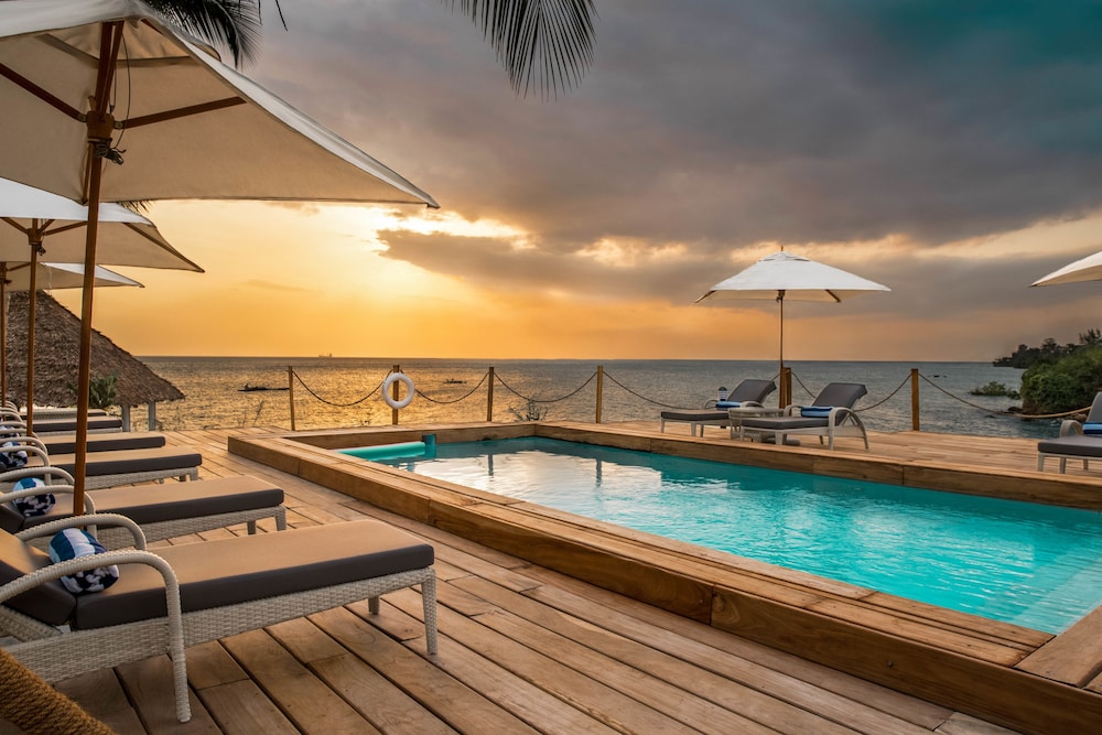 Chuini Zanzibar Beach Lodge Formerly Hakuna Matata Beach Lodge Spa 69/70