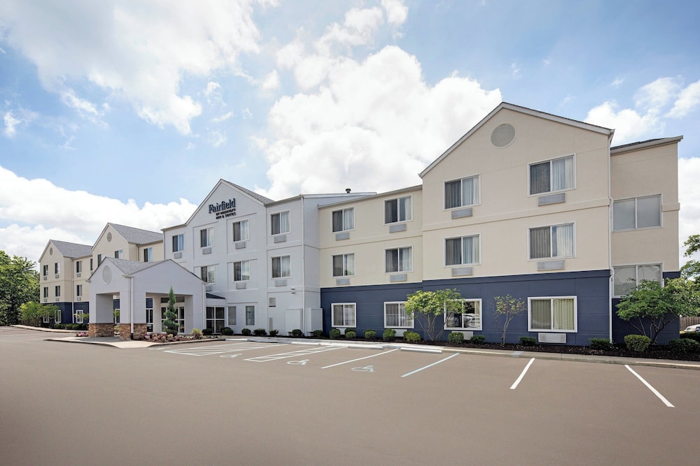Fairfield Inn And Suites By Marriott Indianapolis Airport in INDIANAPOLIS - IN