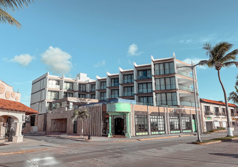 Hotel Puerto Libre 2/50