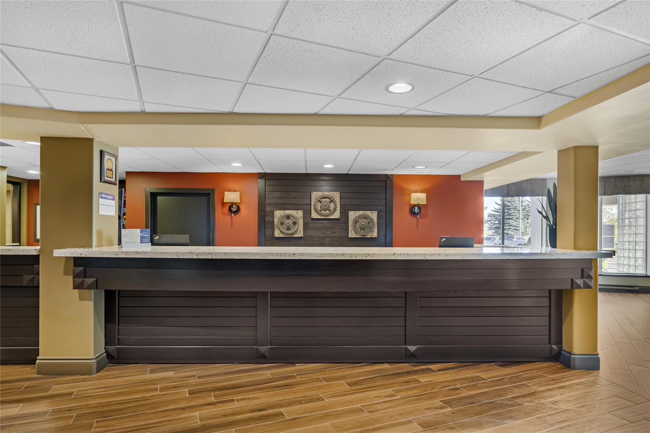 Best Western Plus Stoneridge Inn and Conference Centre 6/28