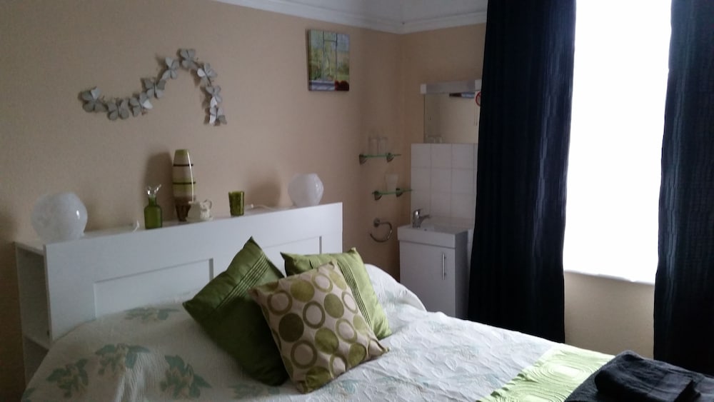 South Rising Guest House 18/47