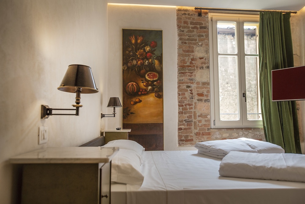 Residenza Palazzo Brenzoni 14/46
