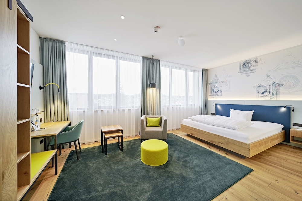Hotel Federwerk 8/40