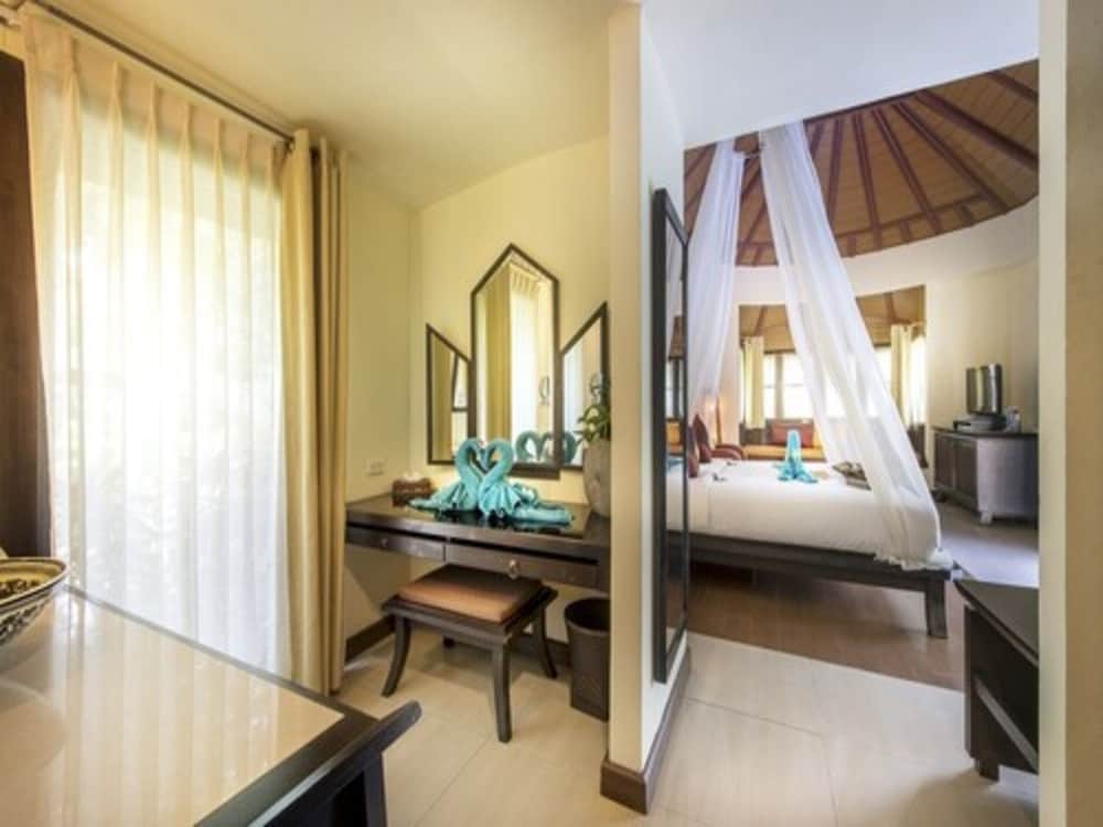 Chada Lanta Beach Resort 15/50