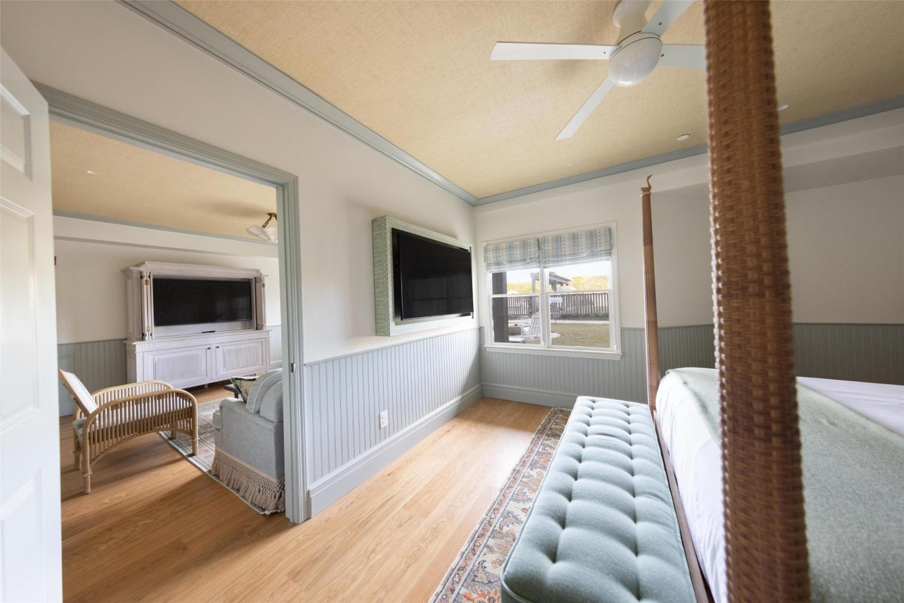 Pool, Suite, Patio