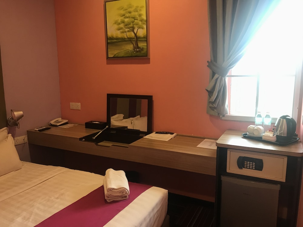 Smurf Inn Homestay 36/77